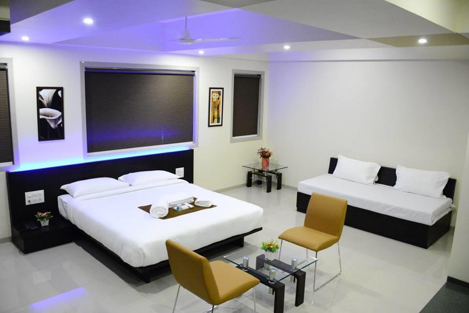 Hotel Ramkrishna Executive Bārsi Dış mekan fotoğraf